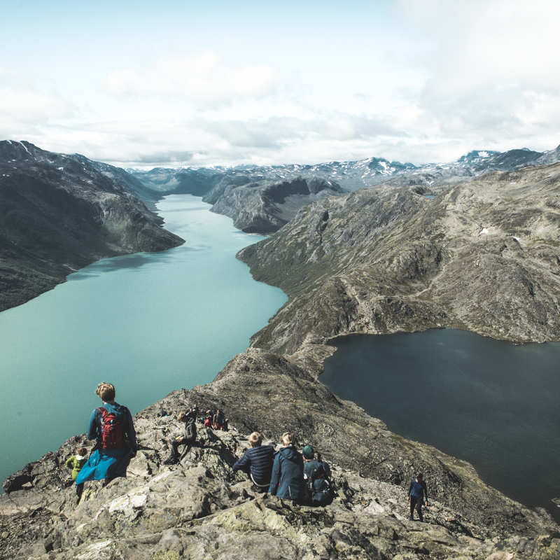 Besseggen Ridge (Memurubu ↔ Gjendesheim) - Jotunheimen