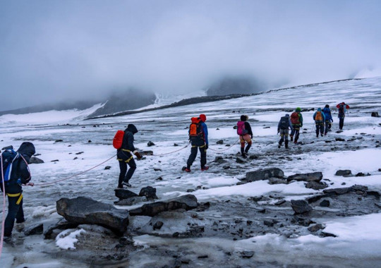 Hiking Lerivassbu Juvasshytta Petr Pavlicek Jvb Travel 41 16 9 L