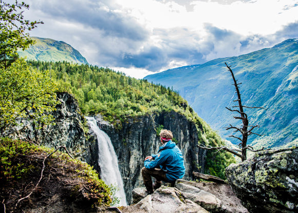 Vettisfossen Person