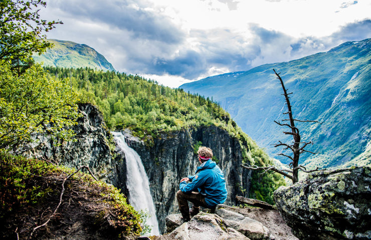 Vettisfossen Person