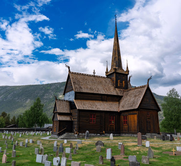 Lom Stavkyrkje