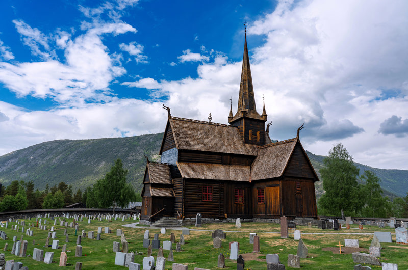 Lom Stavkyrkje