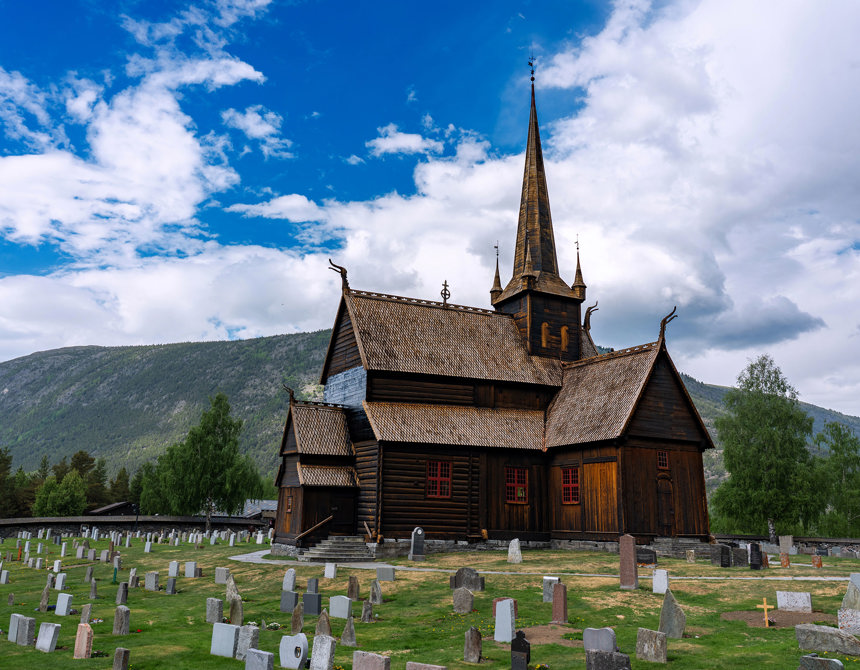 Lom Stavkyrkje